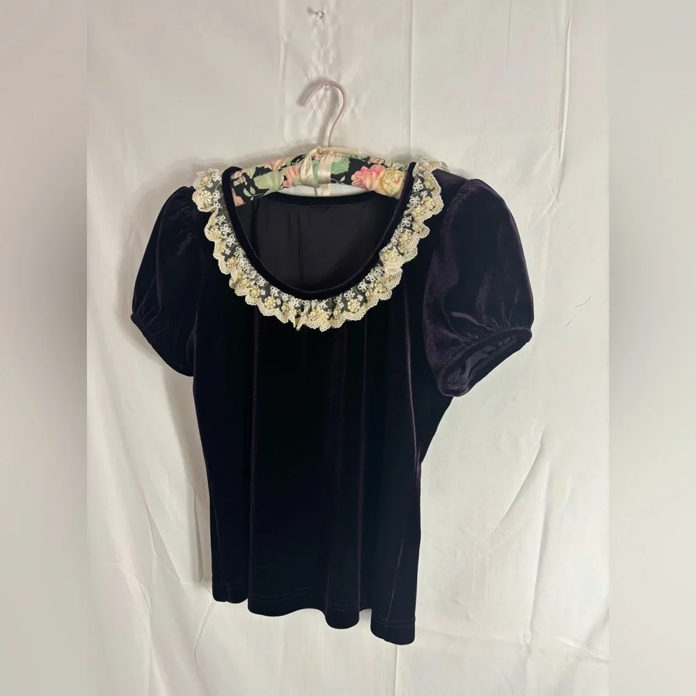 Purple Velvet Scoop Neck Lace+Pearl Embellished Neckline Puff Sleeve Top Size M - Picture 14 of 16